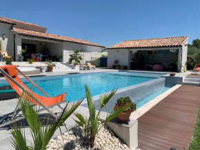 Charmant Appartement au calme avec piscine au pied du Ventoux en Provence